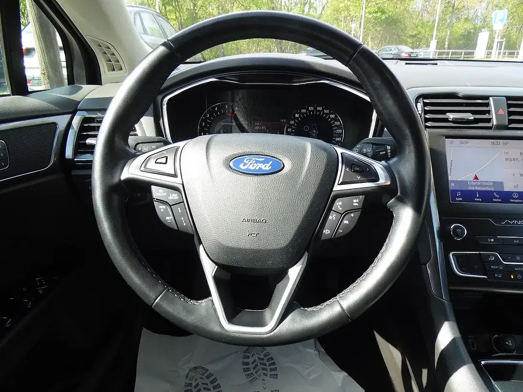 Ford Mondeo AUT - Thumbnail 9