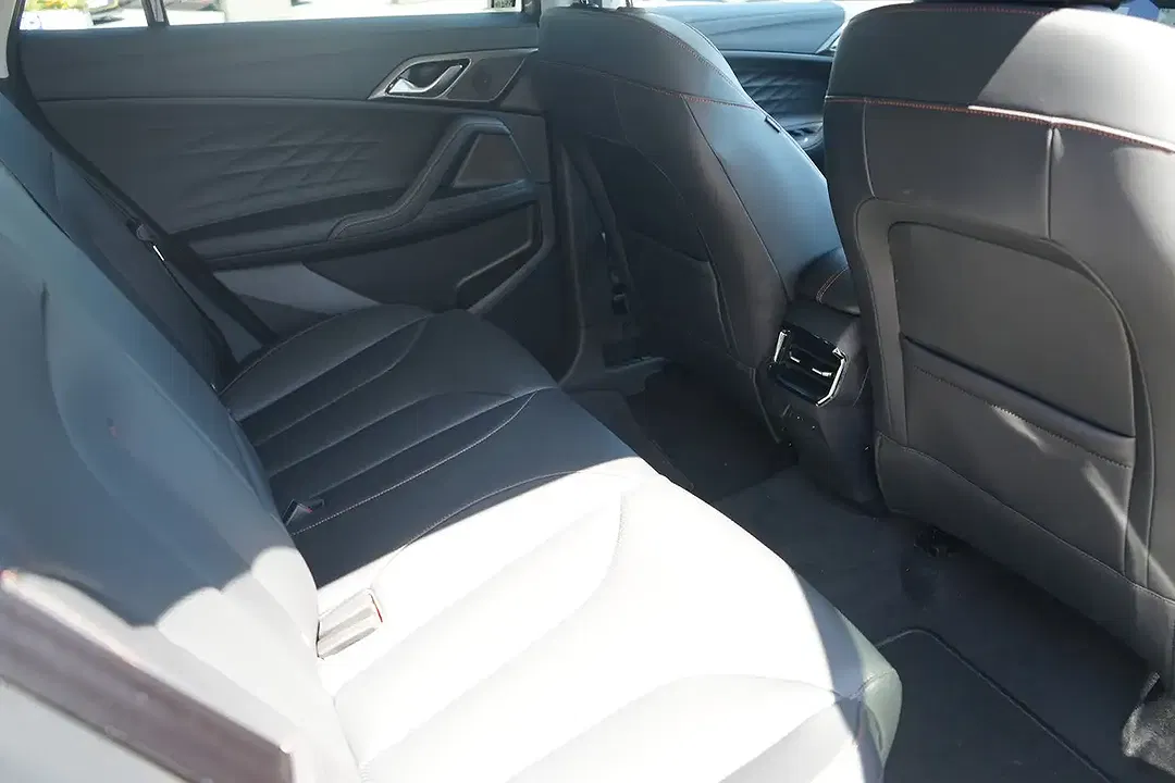 MG HS 1.5 T-GDI AUT Luxury - Thumbnail 10
