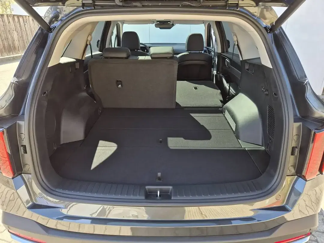 Kia Sorento 1.6 T-GDI Hybrid PHEV AWD - Thumbnail 13