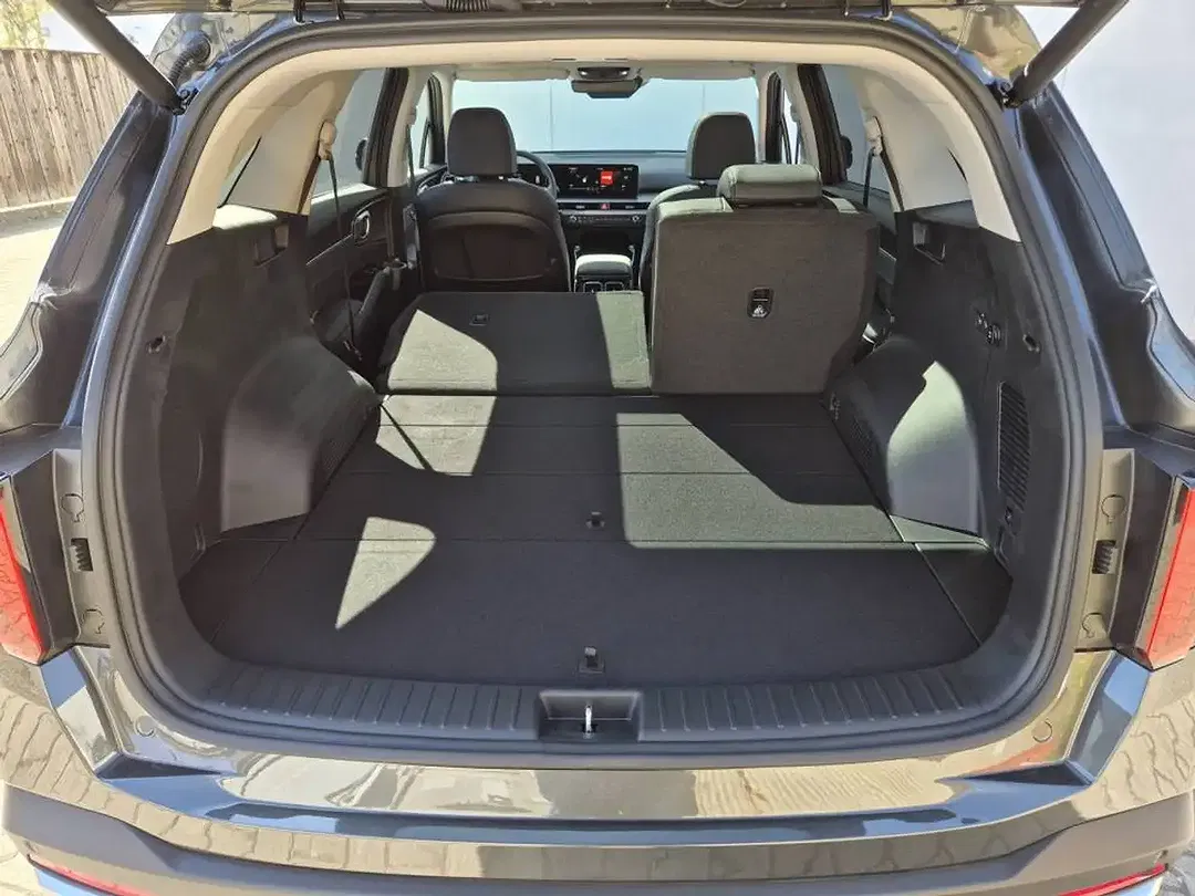 Kia Sorento 1.6 T-GDI Hybrid PHEV AWD - Thumbnail 14