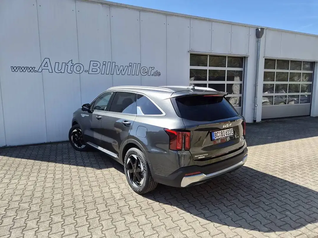 Kia Sorento 1.6 T-GDI Hybrid PHEV AWD - Thumbnail 4