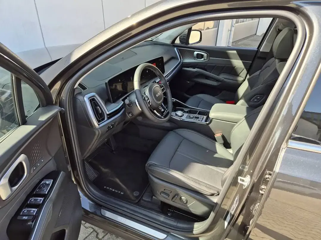 Kia Sorento 1.6 T-GDI Hybrid PHEV AWD - Thumbnail 7