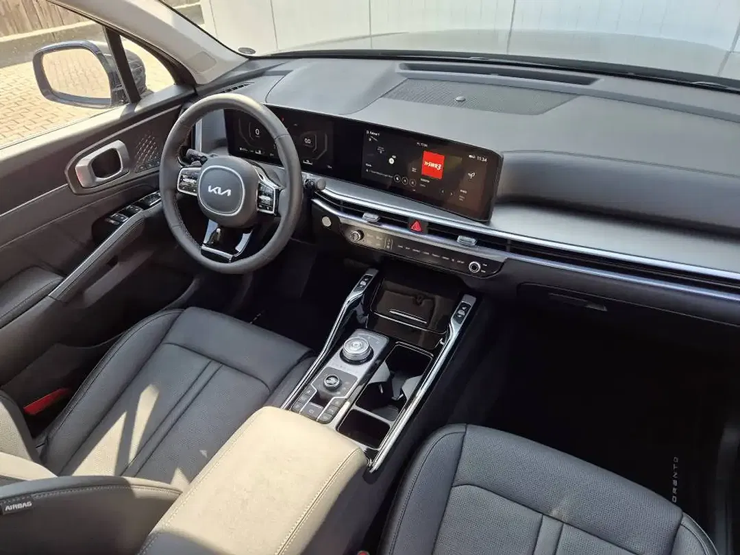 Kia Sorento 1.6 T-GDI Hybrid PHEV AWD - Thumbnail 9