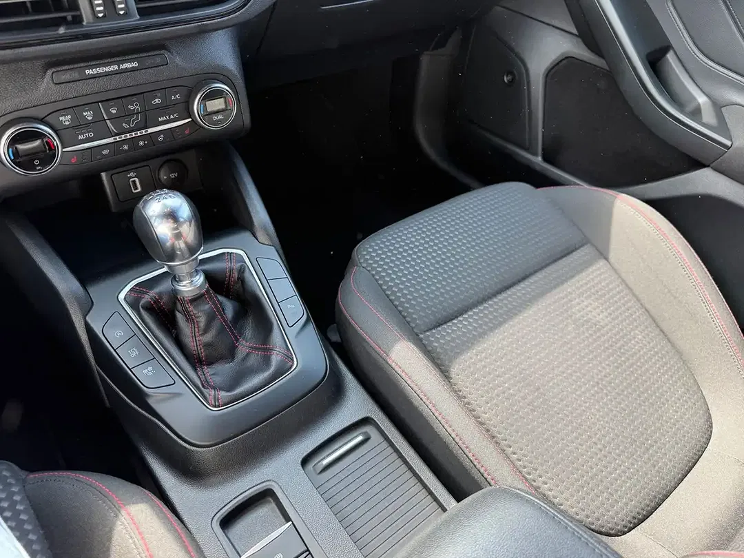 Ford Focus ST-Line - foto 13