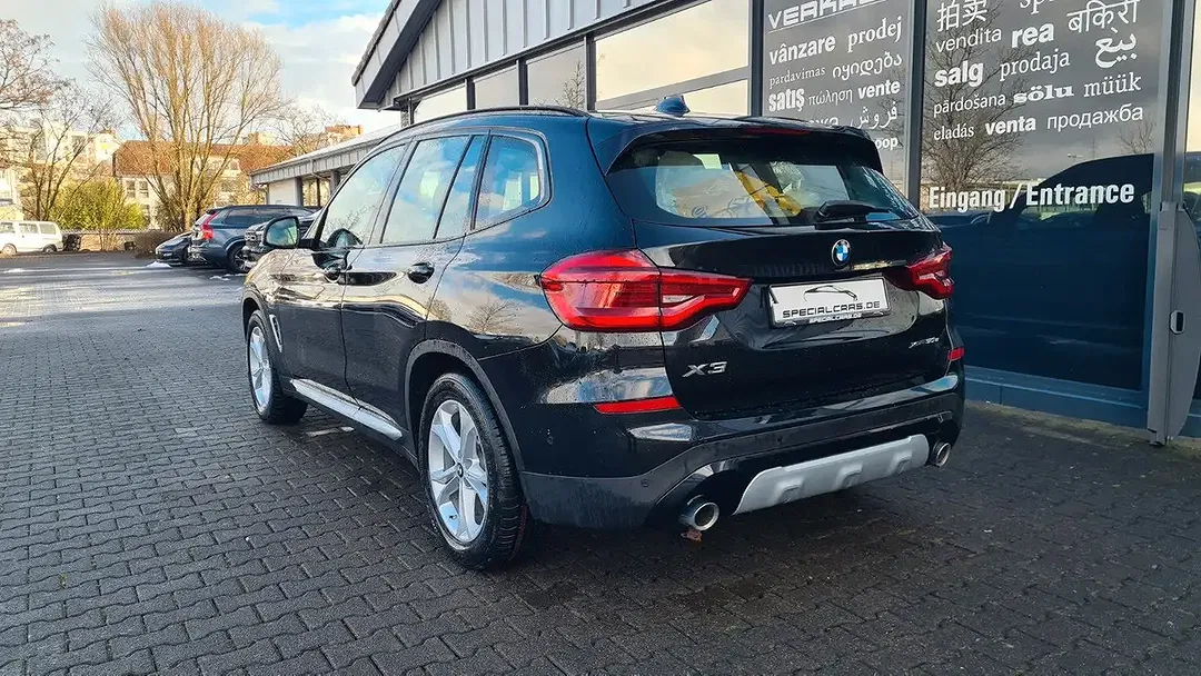 BMW X3 xLine - Thumbnail 3