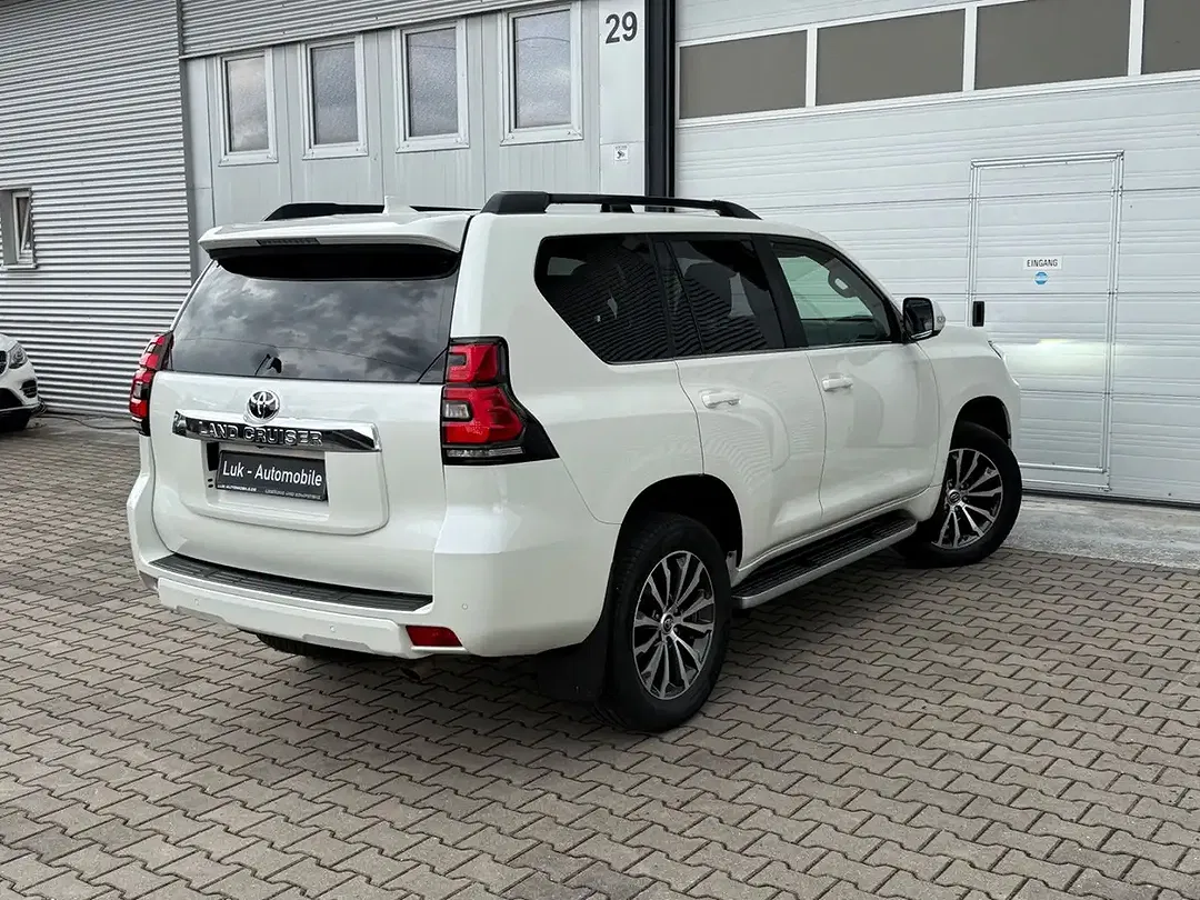 Toyota Land Cruiser 2.8 D-4D Edition - Thumbnail 6