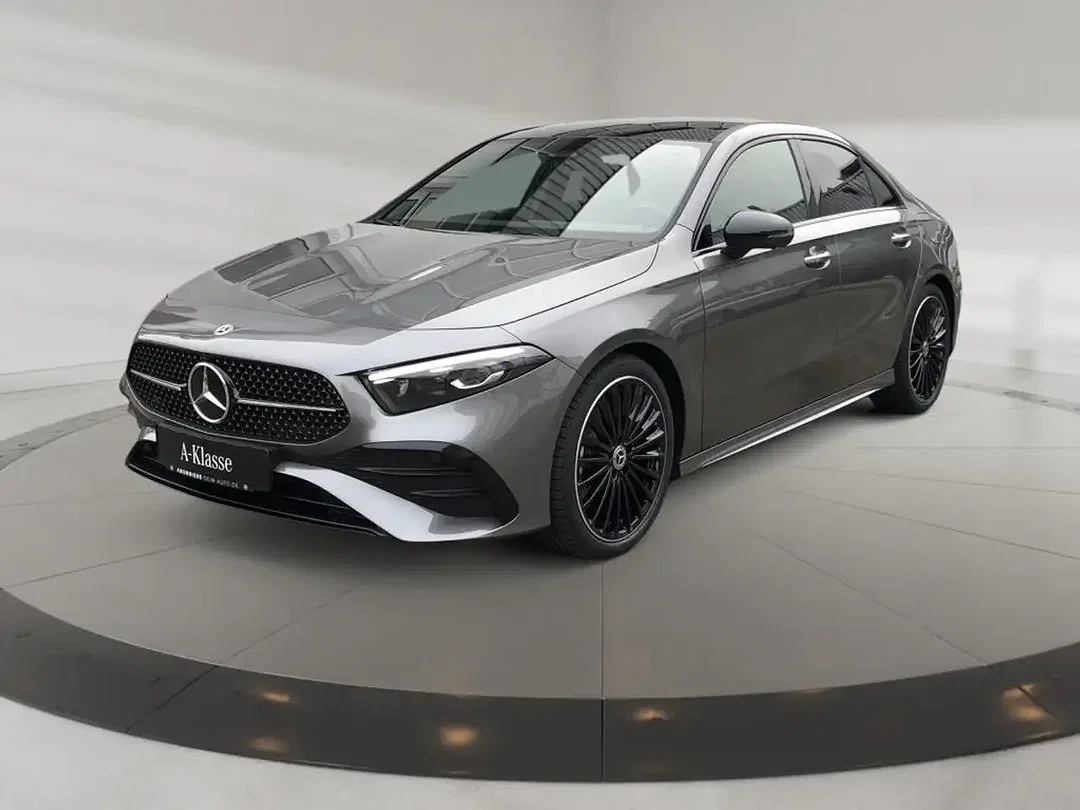 Mercedes-Benz A 220 AMG MBUX Night - Afbeelding 1