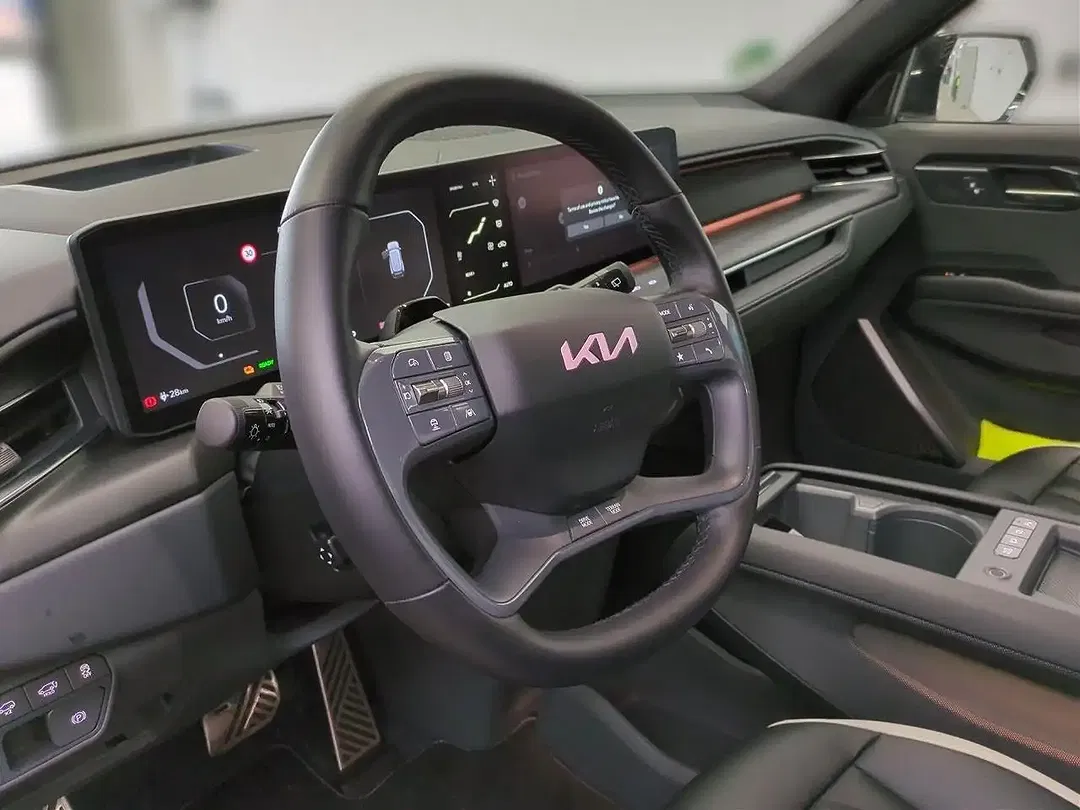 Kia EV9 GT-Line Launch Edition - Thumbnail 12