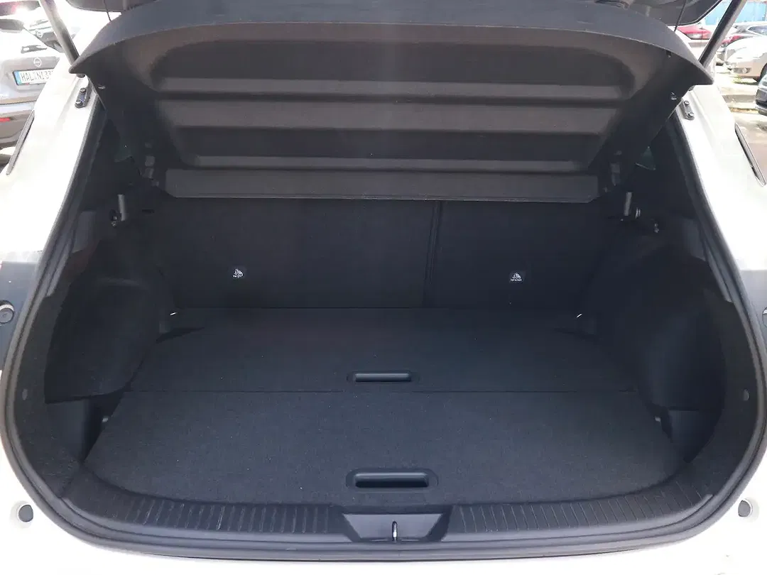 Nissan Qashqai 1.3 DIG-T MHEV Premiere Edition - Thumbnail 24