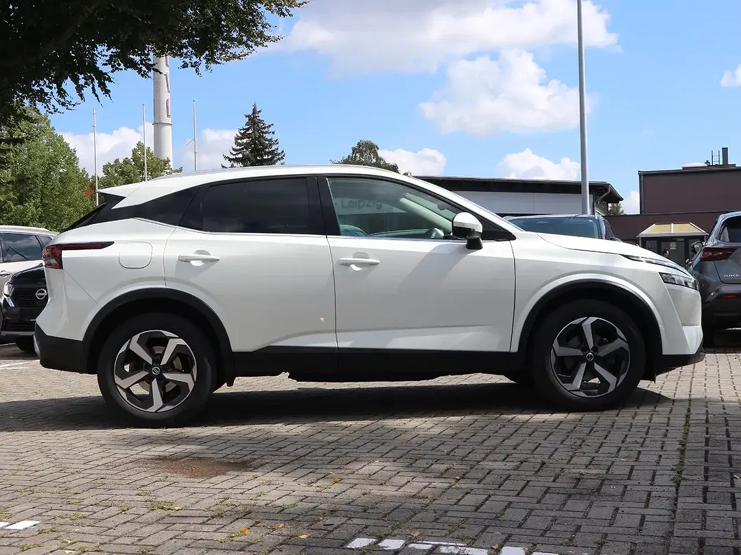 Nissan Qashqai 1.3 DIG-T MHEV Premiere Edition - Thumbnail 8