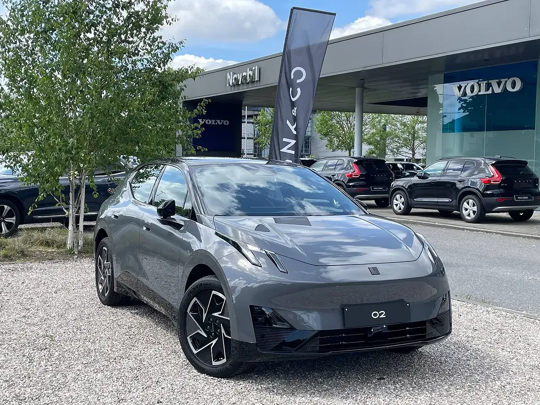 Lynk & Co 02 - foto 1