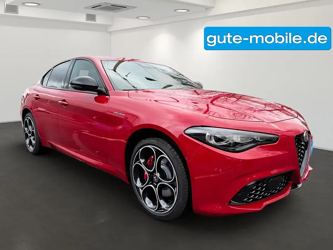 Alfa Romeo Giulia Veloce - Thumbnail 6