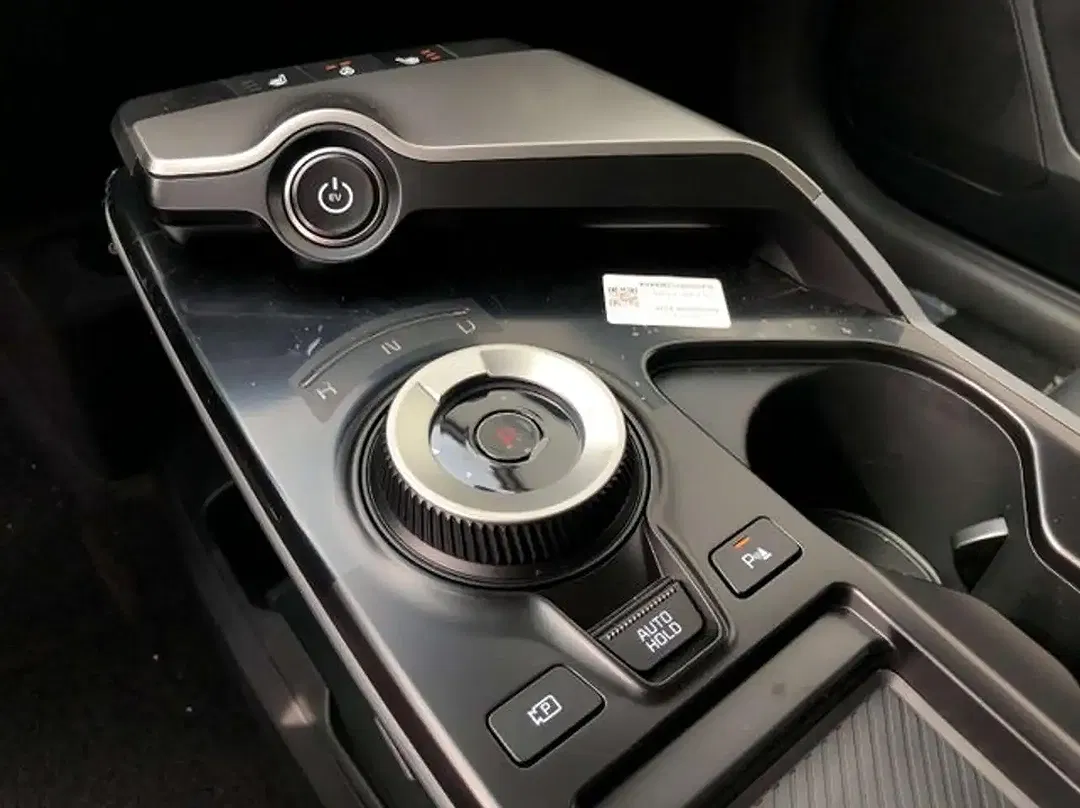 Kia EV6 Air - Thumbnail 14