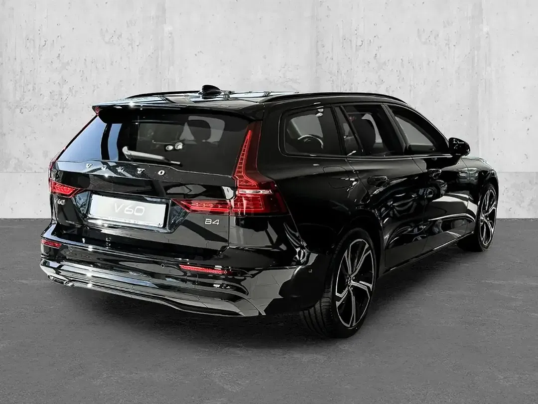 Volvo V60 B4 Plus Dark - foto 2