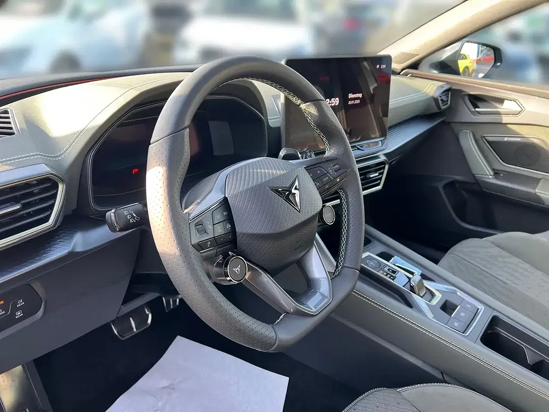 CUPRA Leon 2.0 TSI 4Drive VZ Sportstourer Tribe Edition - Thumbnail 8
