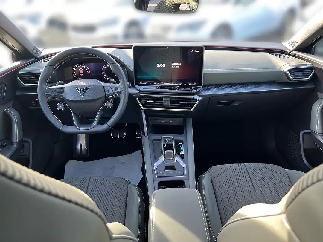 CUPRA Leon 2.0 TSI 4Drive VZ Sportstourer Tribe Edition - Thumbnail 9