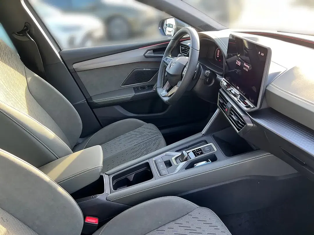 CUPRA Leon 2.0 TSI 4Drive VZ Sportstourer Tribe Edition - Thumbnail 7