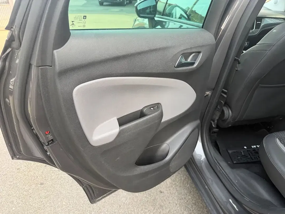 Opel Crossland X AUT - Thumbnail 14