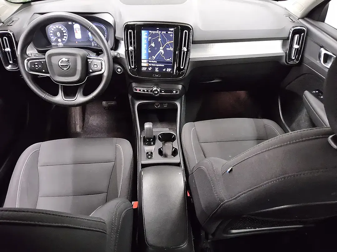 Volvo XC40 T4 Recharge Inscription - Thumbnail 3