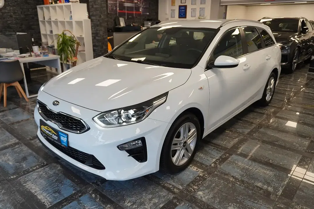 Kia Ceed SW / cee'd SW AMT - Thumbnail 10