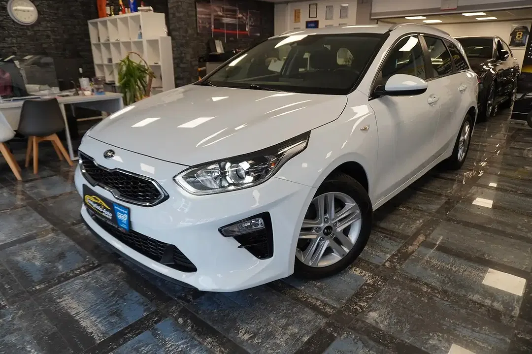 Kia Ceed SW / cee'd SW AMT - Thumbnail 4