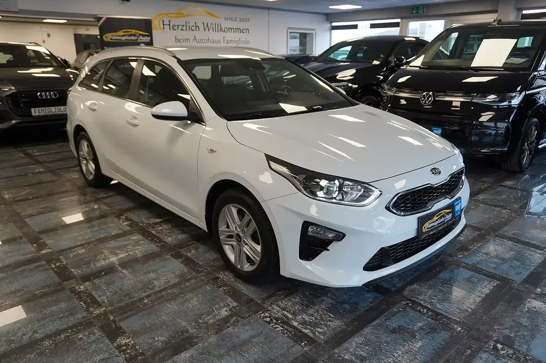 Kia Ceed SW / cee'd SW AMT - Thumbnail 8