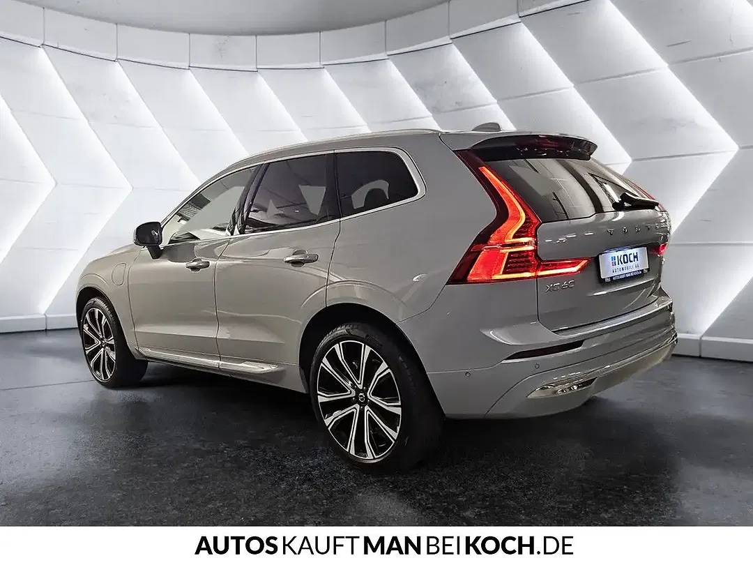 Volvo XC60 T6 PHEV Hybrid AWD Ultra Bright - foto 2