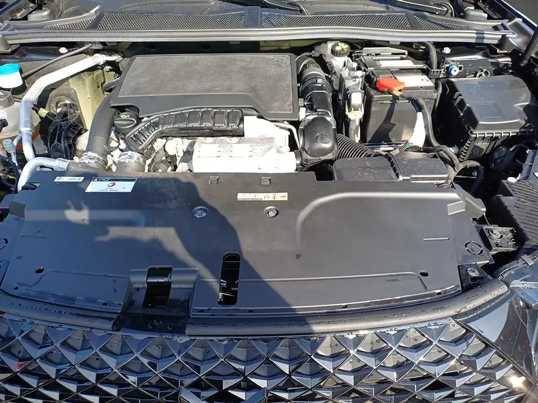 DS Automobiles DS 4 - Thumbnail 7