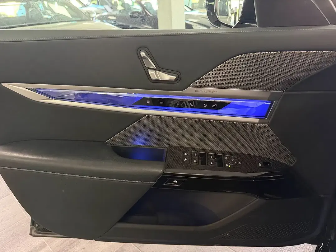 BMW 760 xDrive - Thumbnail 12