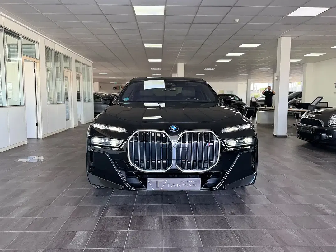 BMW 760 xDrive - foto 2