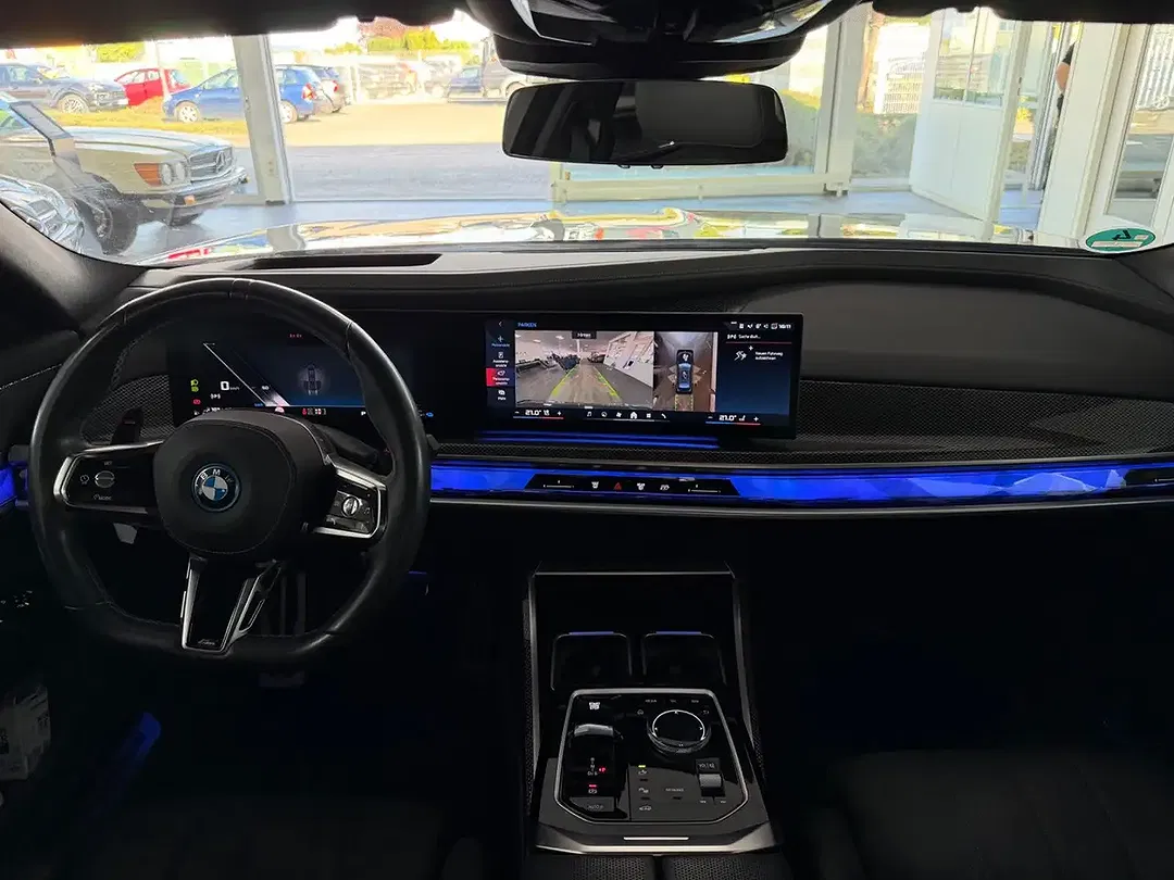 BMW 760 xDrive - Thumbnail 21