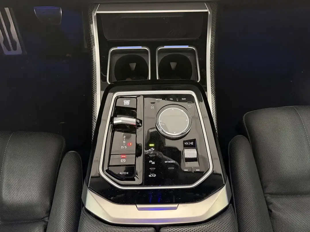 BMW 760 xDrive - Thumbnail 22