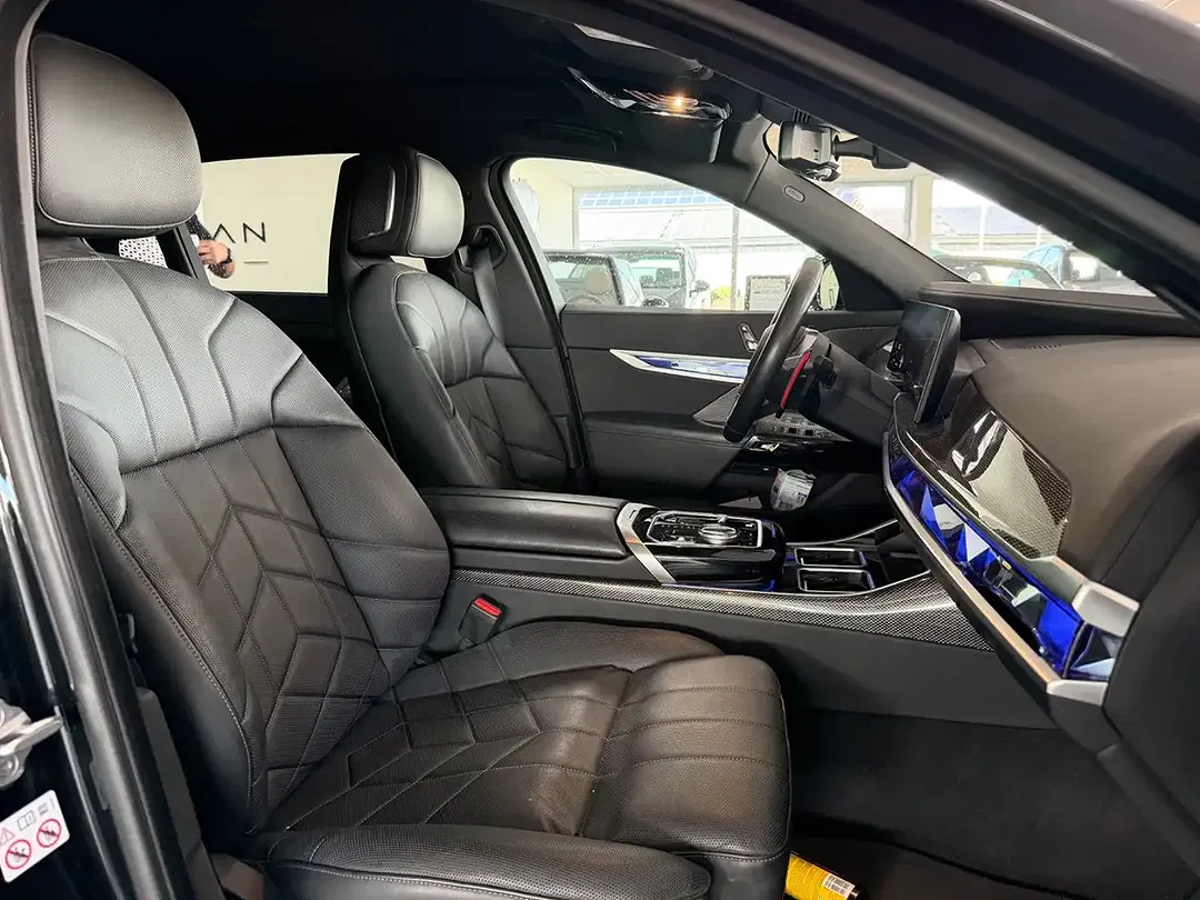 BMW 760 xDrive - Thumbnail 9