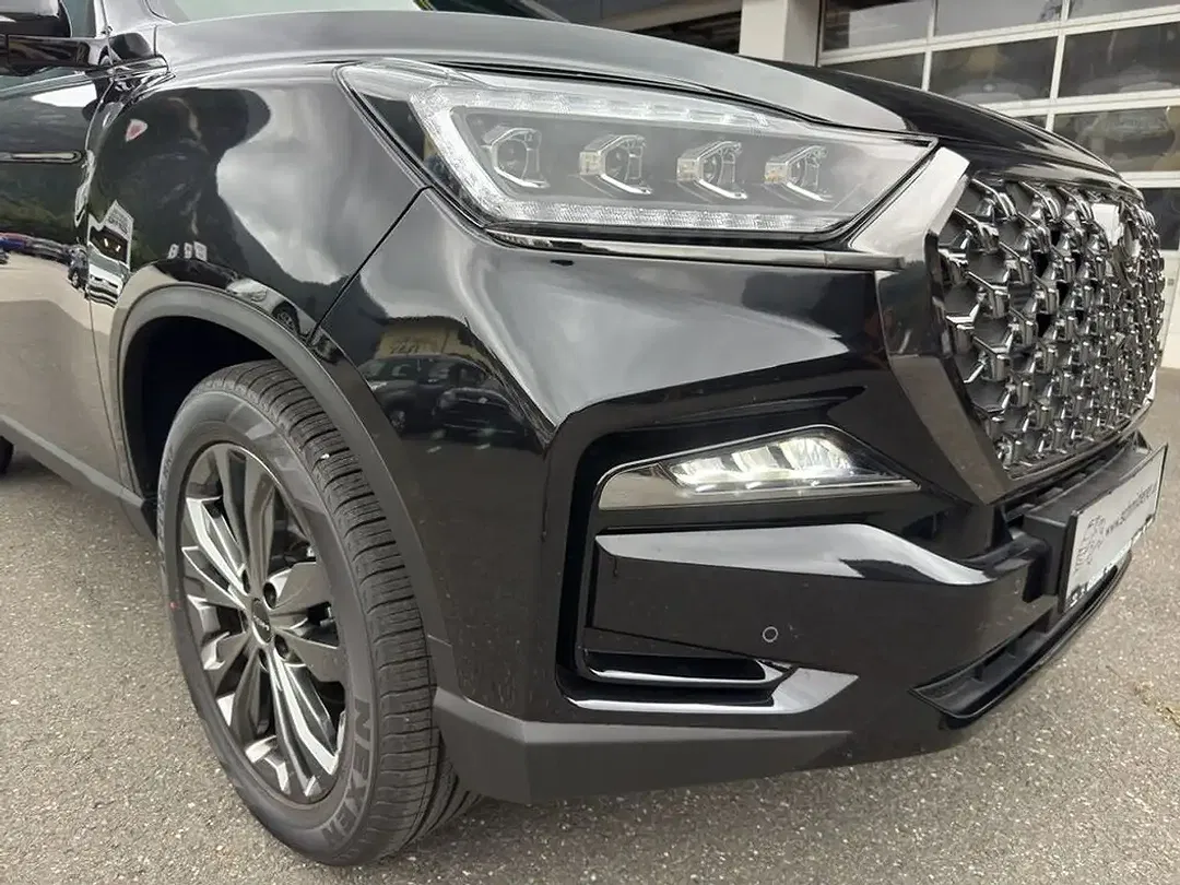 KGM Rexton - Thumbnail 10