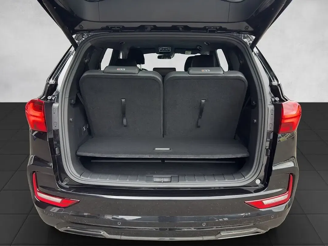 KGM Rexton - Thumbnail 12