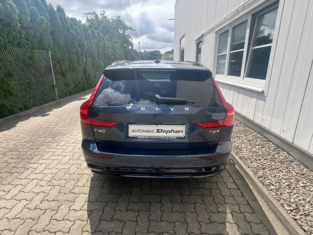 Volvo V60 T8 AWD Recharge Plus Dark - Thumbnail 6