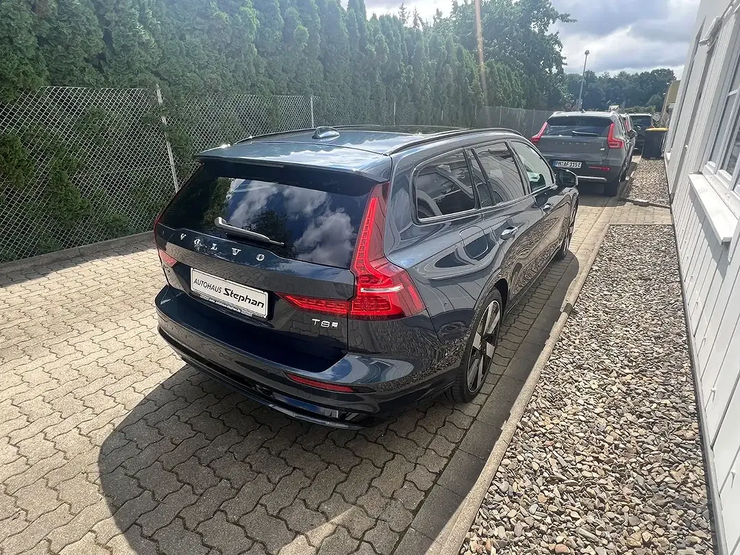 Volvo V60 T8 AWD Recharge Plus Dark - Thumbnail 7