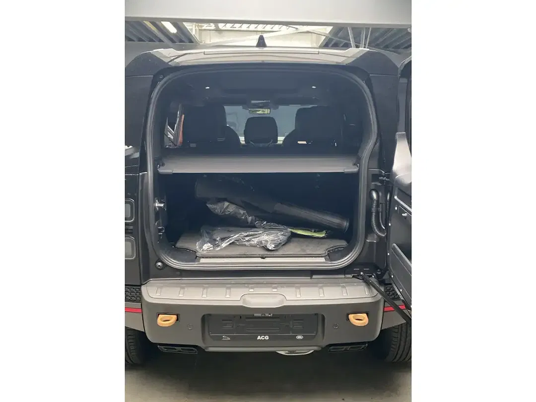 Land Rover Defender P635 4.4 V8 OCTA 110 - Thumbnail 10