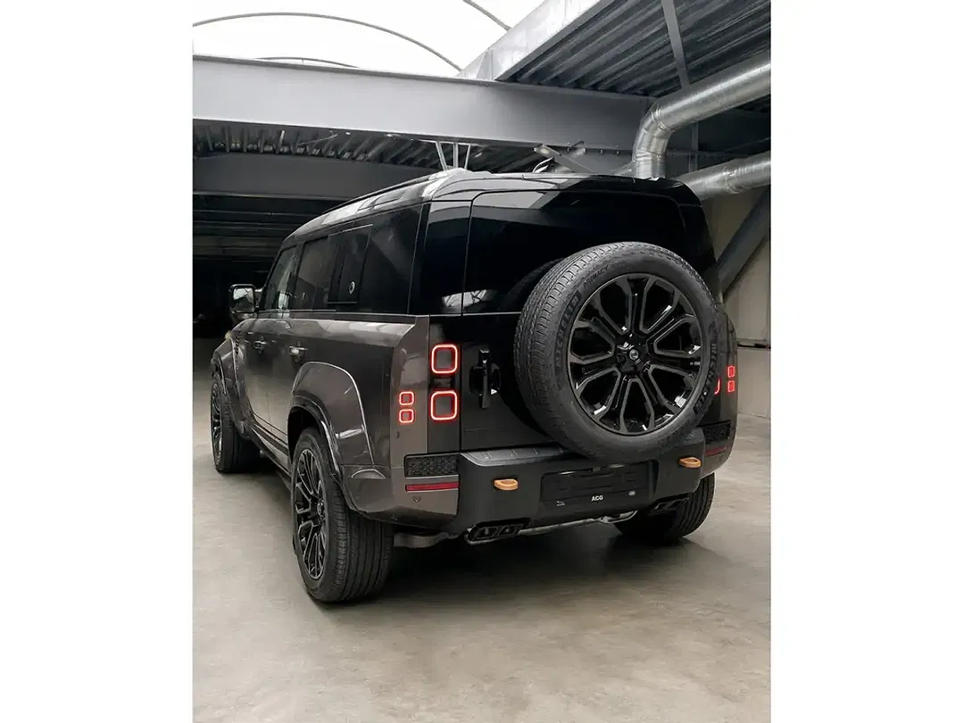 Land Rover Defender P635 4.4 V8 OCTA 110 - Thumbnail 5