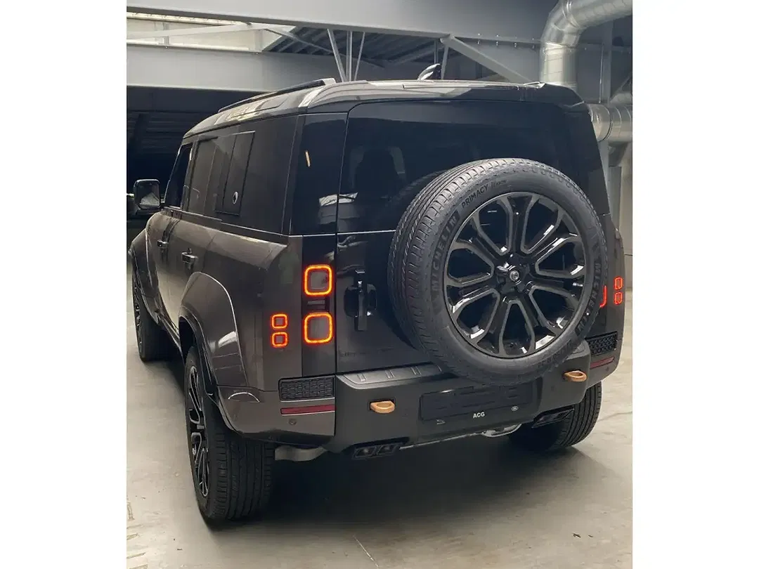 Land Rover Defender P635 4.4 V8 OCTA 110 - Thumbnail 6