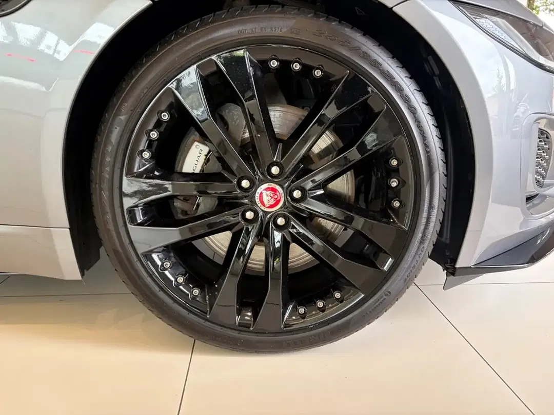 Jaguar F-Type P300 Coupe R-Dynamic Black - Thumbnail 8