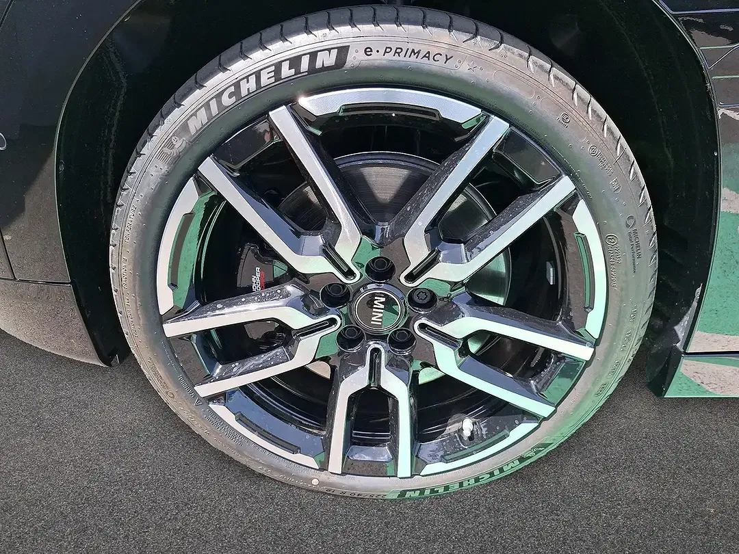 MINI Aceman JCW Trim - Thumbnail 17