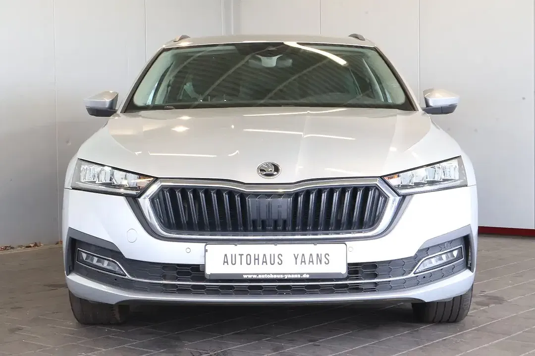 Skoda Octavia 2.0 TDI - foto 2