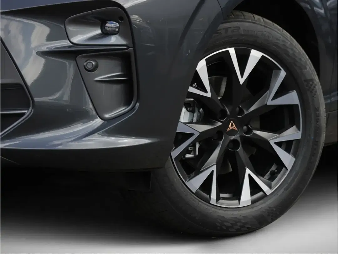 CUPRA Terramar 1.5 eTSI DSG - Thumbnail 4