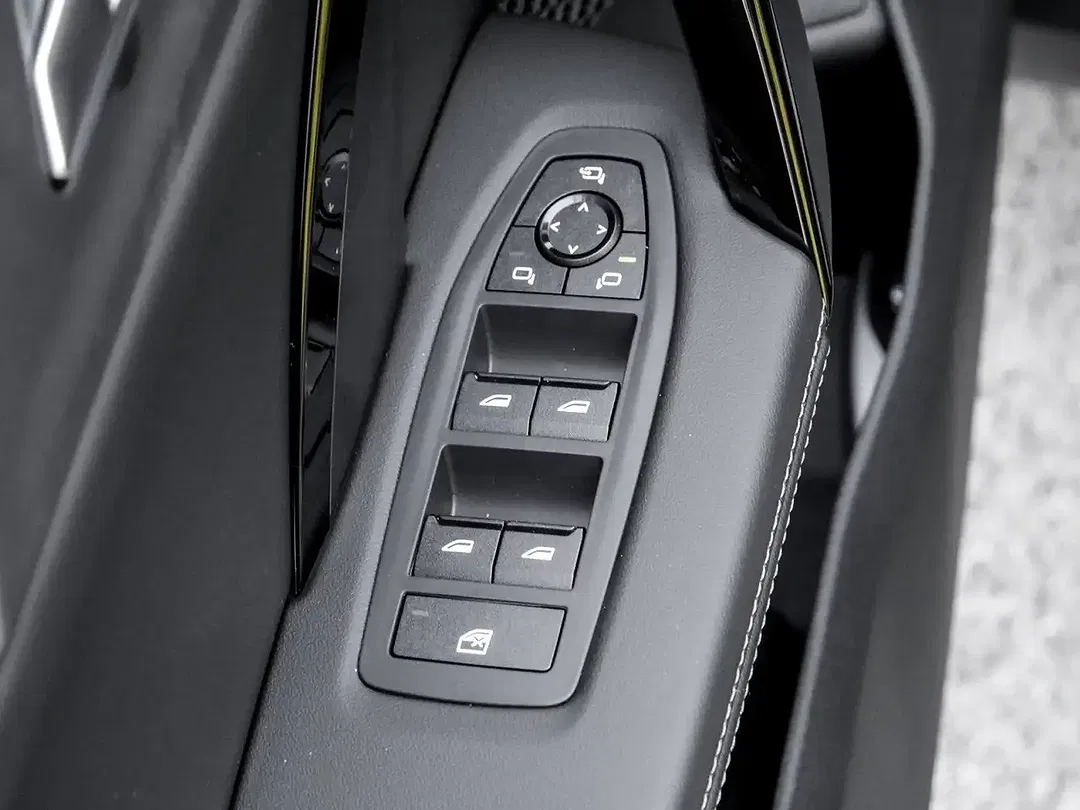 BMW X1 sDrive - Thumbnail 13
