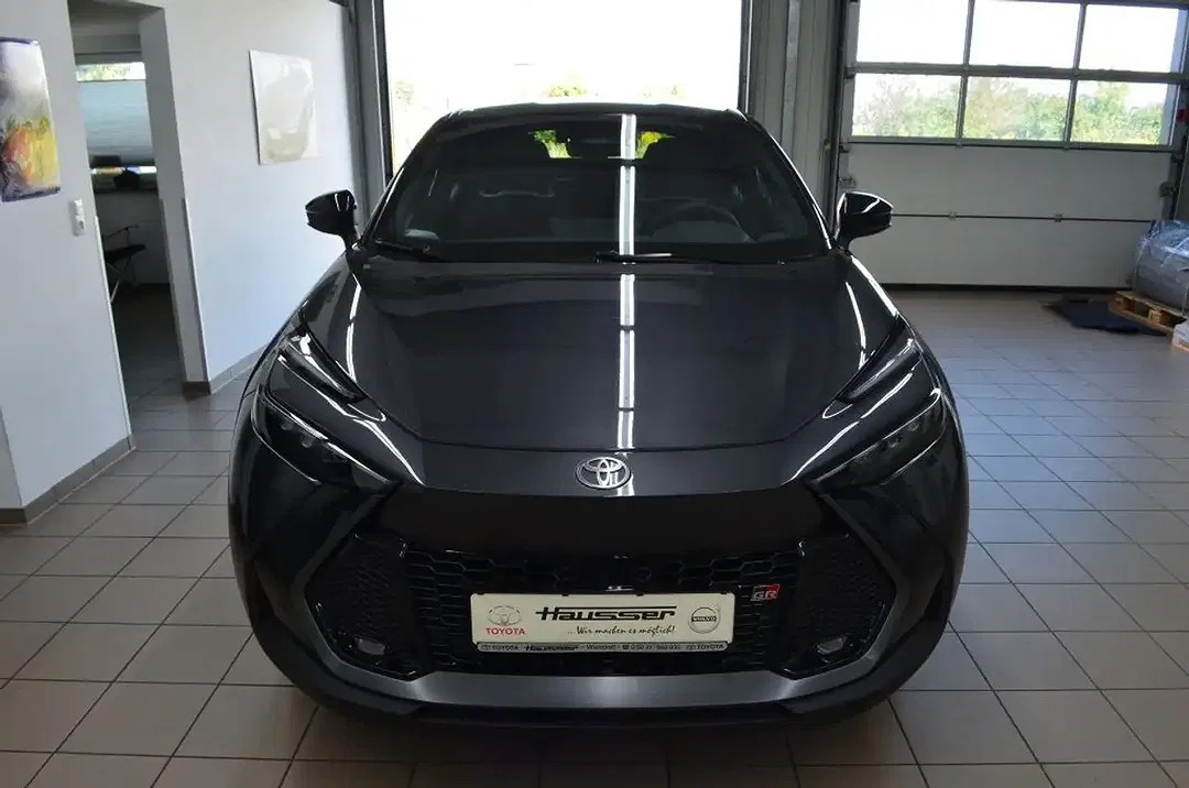 Toyota C-HR PHEV GR Sport - foto 2