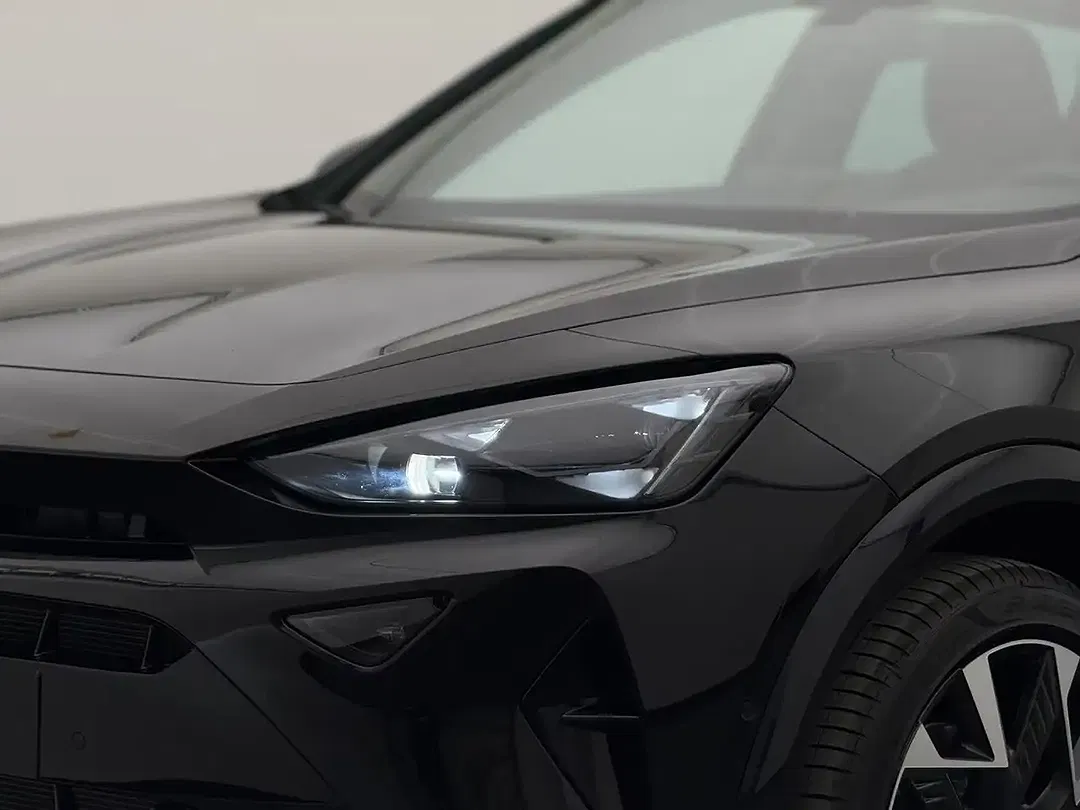CUPRA Formentor 2.0 TSI 4Drive Matrix LED - Thumbnail 13