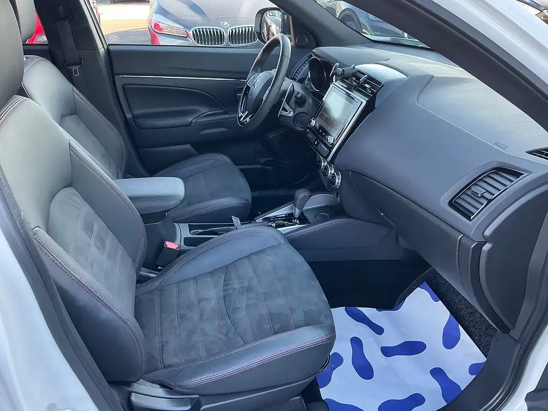 Mitsubishi ASX 2.0 MIVEC AUT Invite - Thumbnail 11