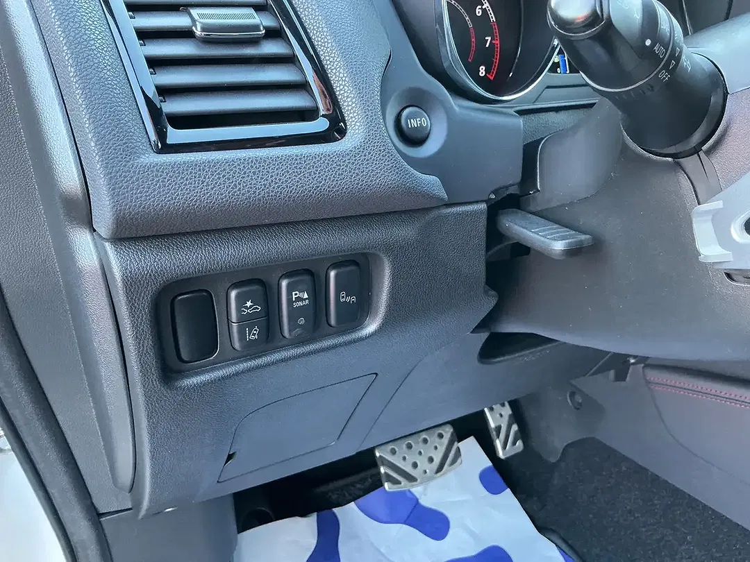 Mitsubishi ASX 2.0 MIVEC AUT Invite - Thumbnail 25