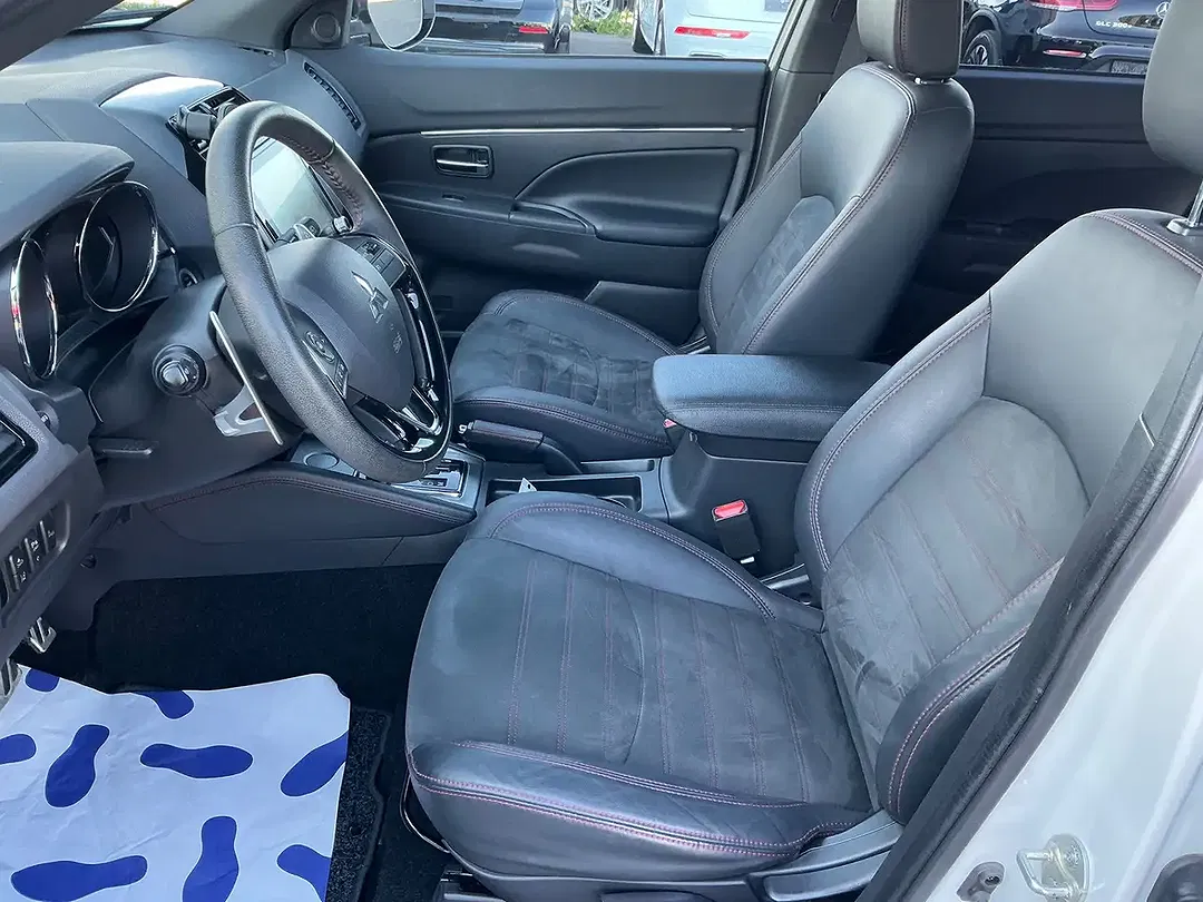 Mitsubishi ASX 2.0 MIVEC AUT Invite - Thumbnail 9